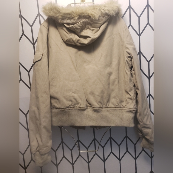  Mossimo Jacket - Picture 10 of 15